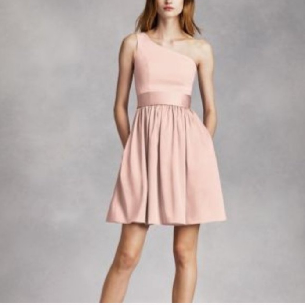 WHITE by Vera Wang short one shoulder dress